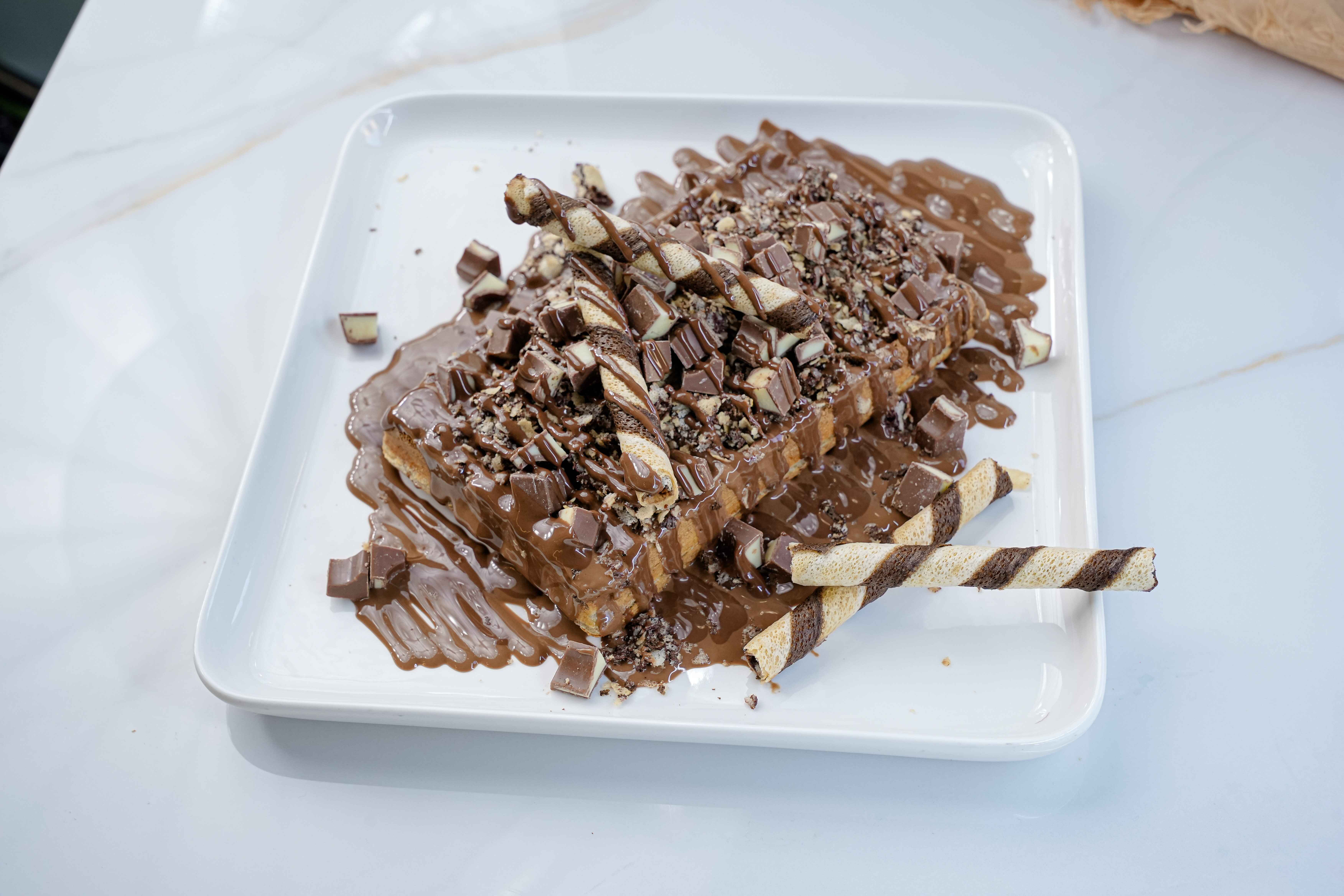 Choco Crepe Sign